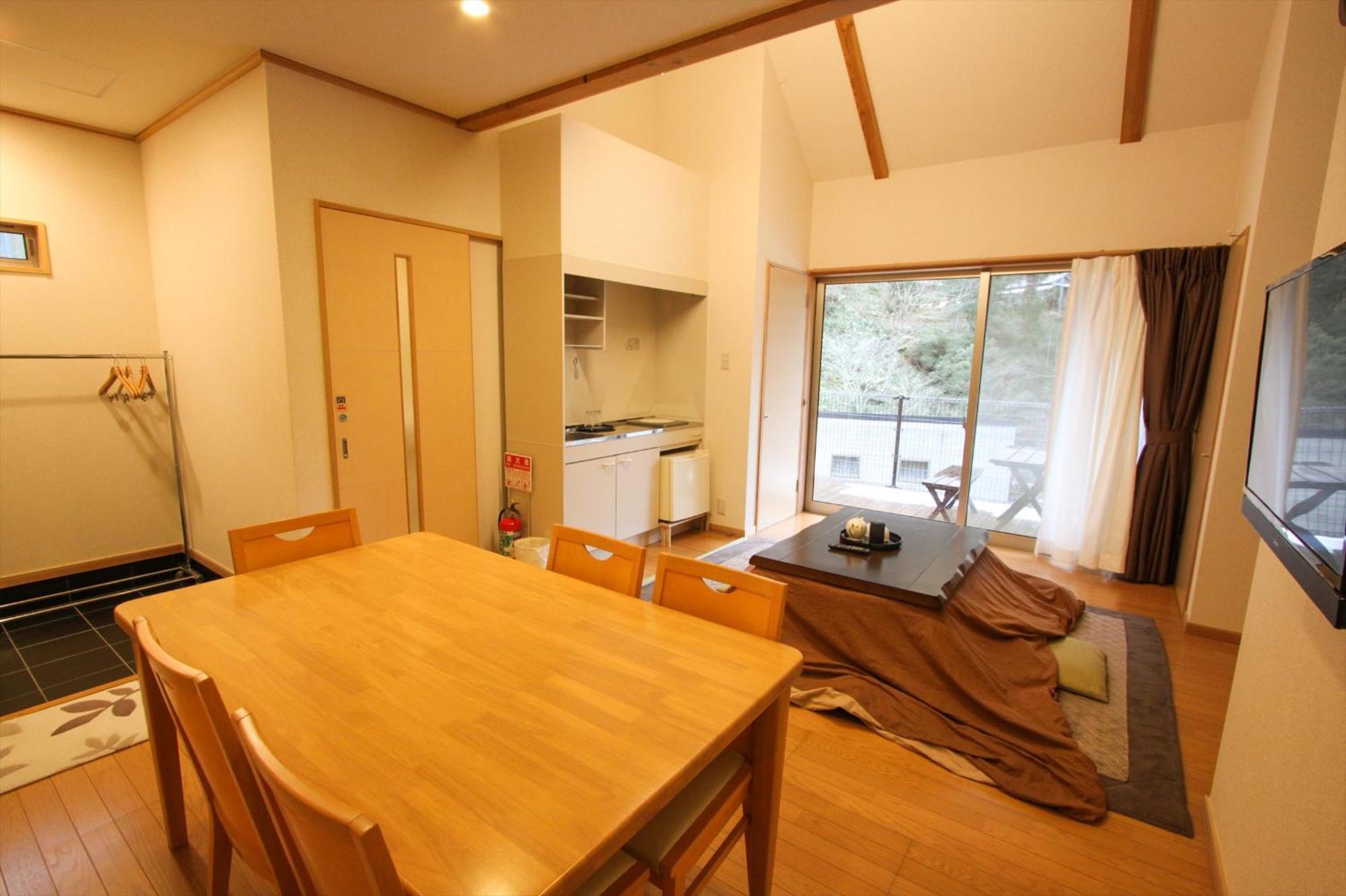 橋本市 やどり温泉 いやしの湯ヴィラ 部屋 写真